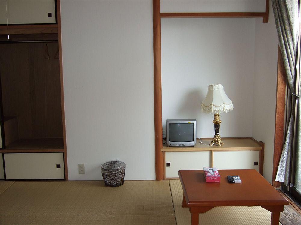 Okinawa Prison Apartment Naha Exterior foto